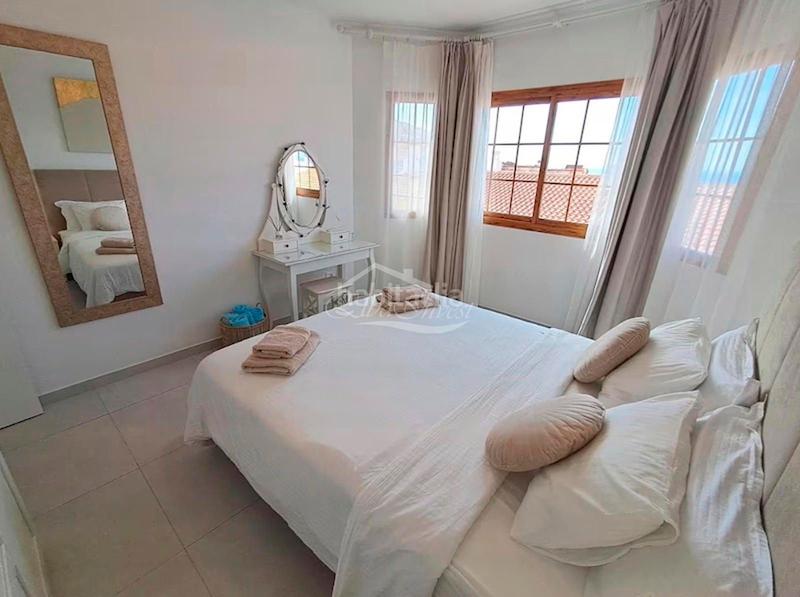 Foto 221e9326-392a-427f-830e-8c88679953e1. Appartamento con piscina in Torviscas Centro y Alto Adeje