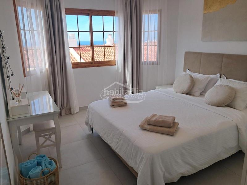 Foto f336d591-d4a4-40b9-890d-eb8a651eb722. Appartamento con piscina in Torviscas Centro y Alto Adeje