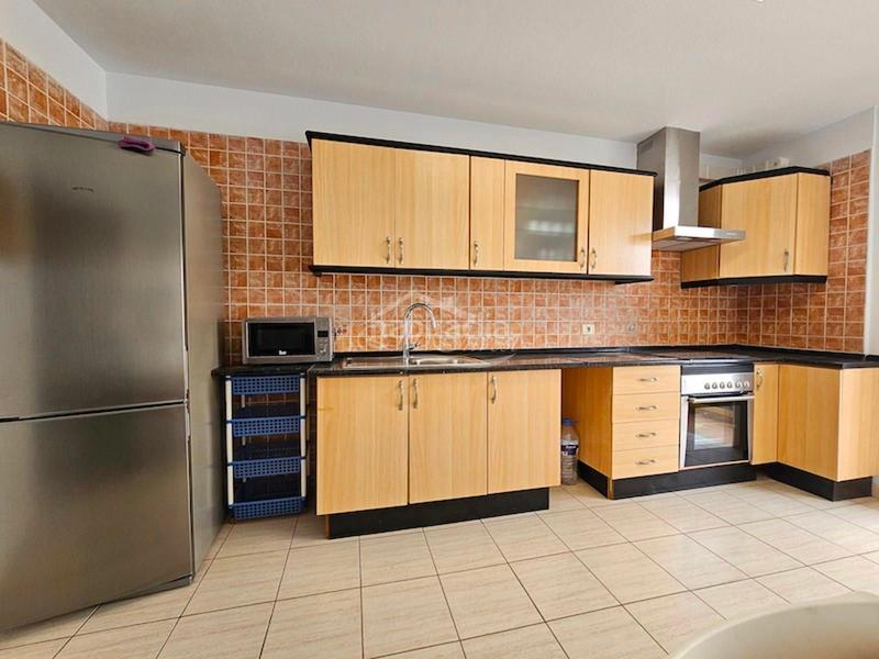 Foto 31873eaa-bbdf-4e58-b5cc-f0c71e4d00a1. Casa adossada amb aparcament a Valle San Lorenzo Arona