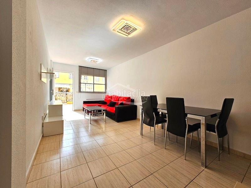 Foto 50b39f6a-323d-4ee3-9d42-b44e4d11ea3d. Casa adossada amb aparcament a Valle San Lorenzo Arona