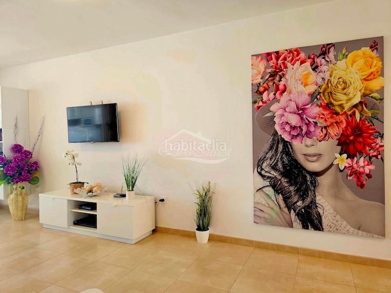 Foto 32715067-537b-4bcd-a2d1-37795a0fff39. Appartamento in víctor zurita soler 3 in Playa de las Américas Arona