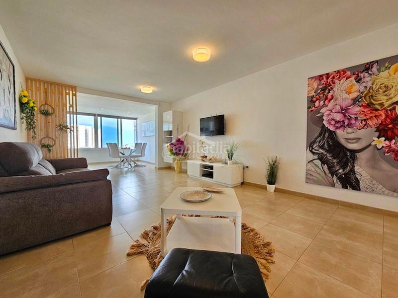 Foto 403810a6-4c50-4ae6-ba89-699576629b91. Appartamento in víctor zurita soler 3 in Playa de las Américas Arona