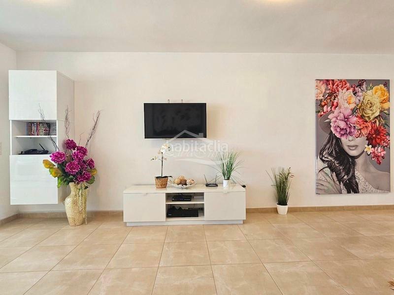 Foto 8a6fa3e3-1da0-4983-b464-3cbd7d74ef29. Appartamento in víctor zurita soler 3 in Playa de las Américas Arona