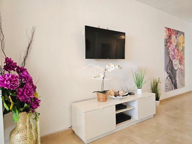 Foto f4559fdb-77e7-4d71-a8e7-43321bd7a8a5. Appartamento in víctor zurita soler 3 in Playa de las Américas Arona