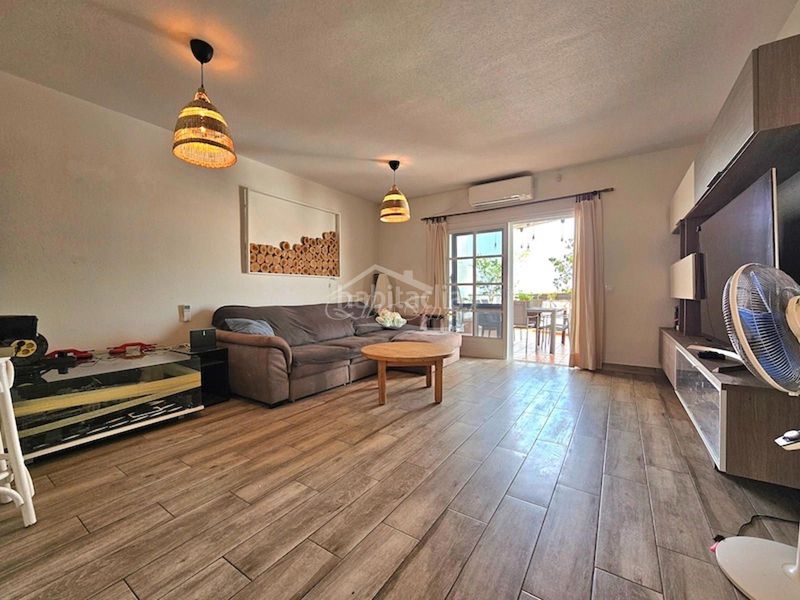 Foto 1d683745-10cb-4e28-91bb-f59f611ef14d. Pis amb aparcament piscina a Torviscas Centro y Alto Adeje