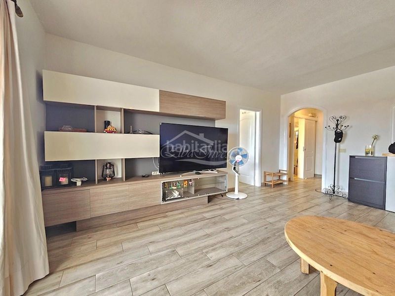 Foto 93ee0b93-d5b8-4a4c-b9fd-0e8ffb2acf1a. Pis amb aparcament piscina a Torviscas Centro y Alto Adeje