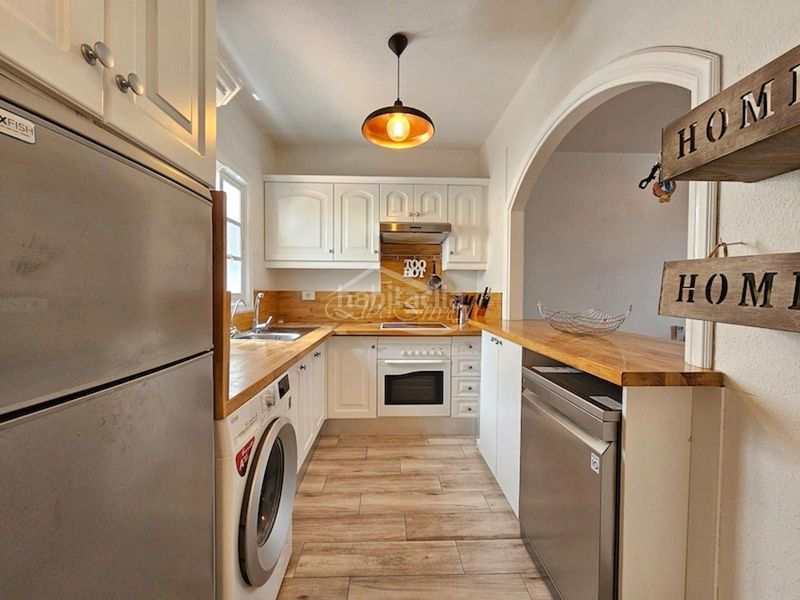 Foto fd8f7d8f-95bf-464b-a50d-b38522a35cac. Pis amb aparcament piscina a Torviscas Centro y Alto Adeje