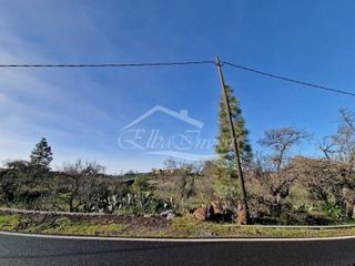 Propriété à Vilaflor. Solar urbano y parcela rural en ifonche, tenerife
