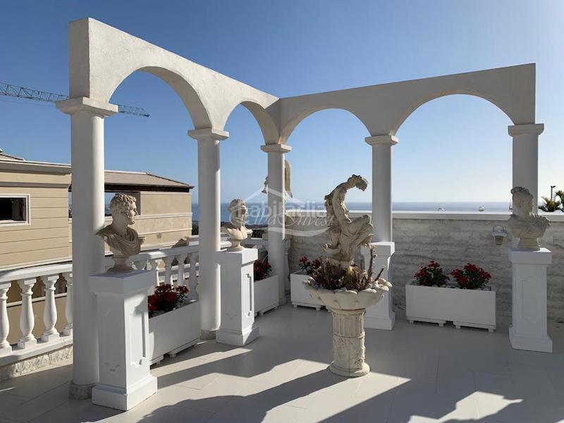 Foto 5fd5be5e-fbc3-4237-9764-f3a63cafcbbf. Chalet villa de lujo en La Caleta, tenerife en La Caleta Adeje