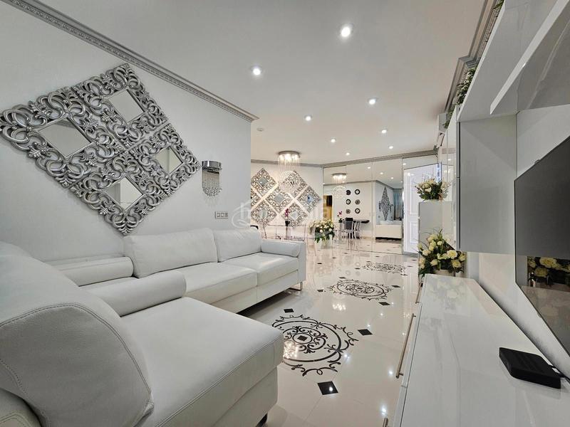 Foto 7d43561a-e3da-41f9-9a44-4ae69f57fe08. Chalet villa de lujo en La Caleta, tenerife en La Caleta Adeje