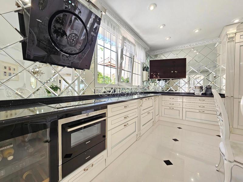 Foto c6176c78-d95c-4345-8f87-bad66ccf47fc. Chalet villa de lujo en La Caleta, tenerife en La Caleta Adeje