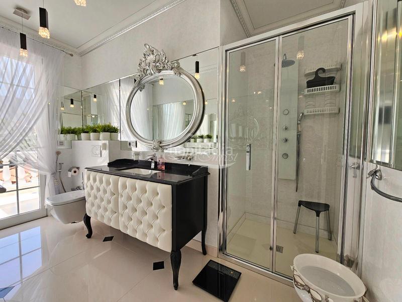 Foto e6e6cc58-8cfb-4b9a-9291-f75624fd3a22. Chalet villa de lujo en La Caleta, tenerife en La Caleta Adeje