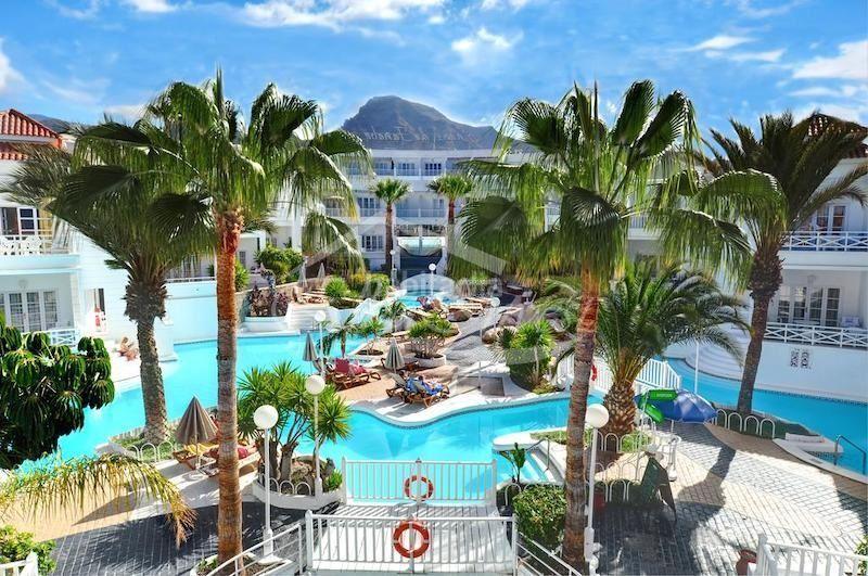 Foto 0207cd08-4a4c-4893-9f7b-f9c8dff0ad26. Reihenhaus mit pool in Playa de Fañabé Adeje