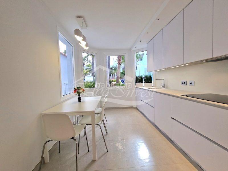 Foto 11ccf8d3-b944-48da-becb-5ce6a5626116. Reihenhaus mit pool in Playa de Fañabé Adeje