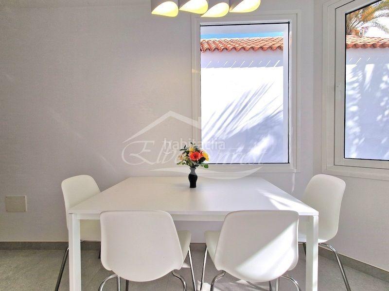 Foto 172deadb-6d3c-432d-a65b-c116126690a0. Reihenhaus mit pool in Playa de Fañabé Adeje