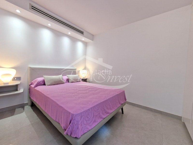 Foto 3d676430-7ec3-462f-bc7a-aa85fc12d3a7. Reihenhaus mit pool in Playa de Fañabé Adeje