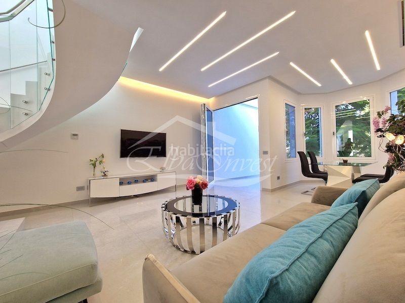 Foto 55557a5a-1056-44d1-8270-33dac8eef72b. Reihenhaus mit pool in Playa de Fañabé Adeje