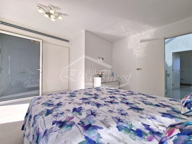 Foto 6a2a99c1-5307-4855-962a-ff2f55736723. Reihenhaus mit pool in Playa de Fañabé Adeje