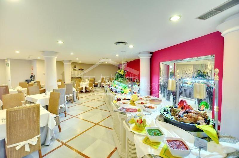 Foto f8c36384-f970-42ac-a7a6-c7486f71b982. Reihenhaus mit pool in Playa de Fañabé Adeje