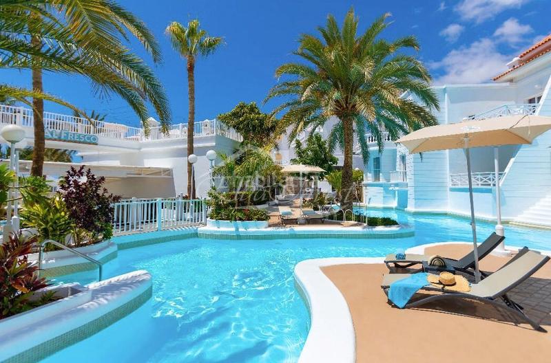 Foto fb31df8c-2027-41f2-9797-4efca97946c4. Reihenhaus mit pool in Playa de Fañabé Adeje