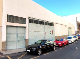 Local Comercial en Alcalá. Conjunto de 3 locales comerciales en venta en alcalá