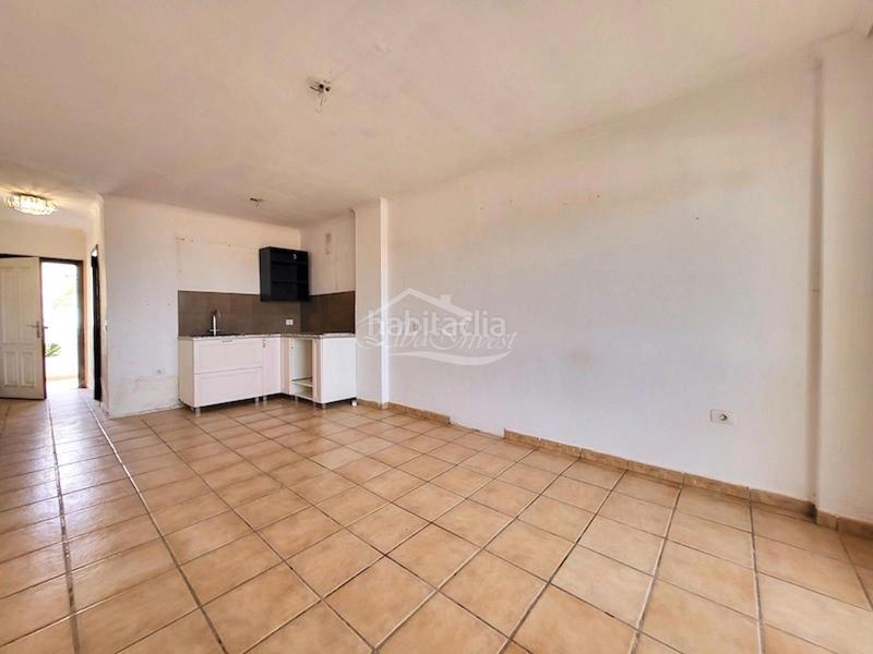 Foto 52995a1a-f653-4368-87fe-75aedd01b178. Piso  en playa paraíso, tenerife en Armeñime - Las Moraditas - Las Cancelas Adeje