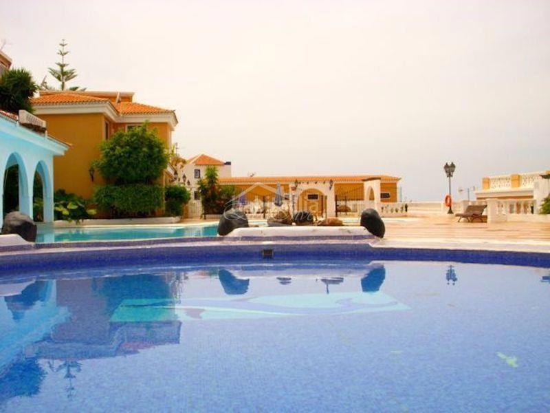 Foto cb16892c-cc55-4419-946f-f0f28c3399a2. Dúplex amb piscina a San Eugenio Alto Adeje