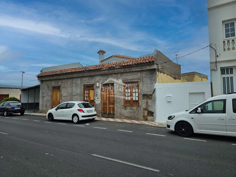 Foto 251d9714-b2ee-4e14-a89e-f029d9df6c45. Casa a Centro Güímar