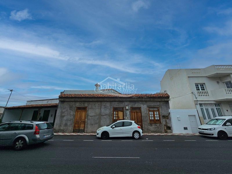 Foto 4c8d5d30-1fbd-4fbb-844f-24a34840ce90. Casa a Centro Güímar