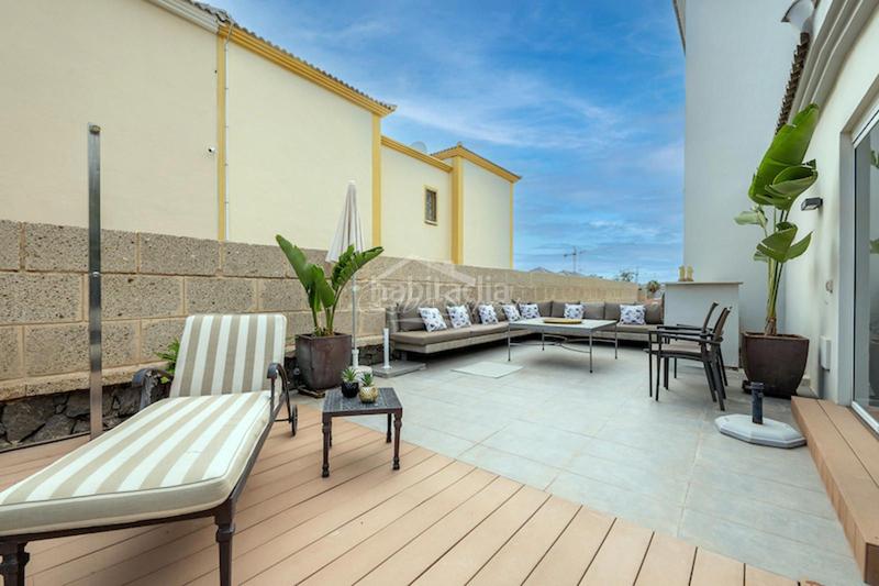 Foto a6fb5558-bfc8-441e-abb9-1ba867d5536b. Chalet villa en costa , tenerife en Playa Fañabé Alto Adeje