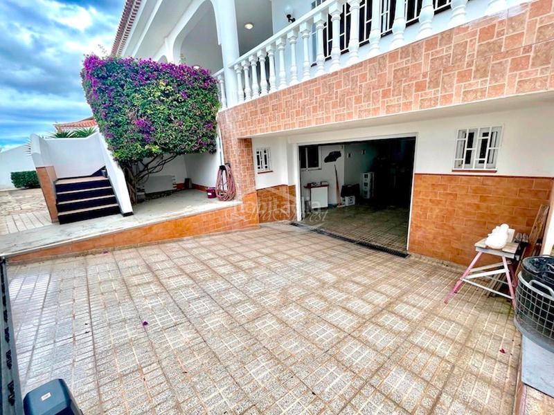 Foto 8f2c4a2e-330f-4fde-87a6-25a96e4aadf4. Chalet mit parking in Valle San Lorenzo Arona