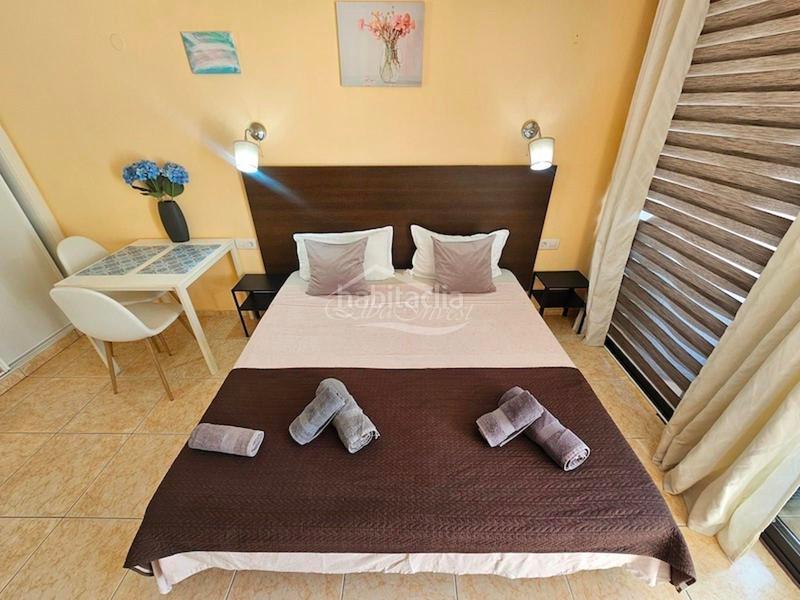 Foto 83501cfe-fce5-4a60-8ff6-37618faf28e5. Pis amb piscina a Playa de las Américas Adeje