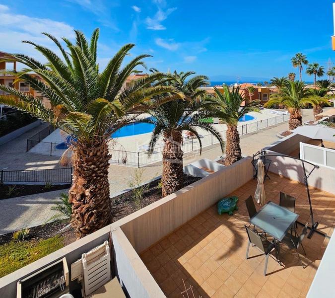 Foto 0de7e79c-b3ff-4b6d-b545-8176c81fe2d0. Pis amb piscina a Callao Salvaje - Playa Paraíso Adeje