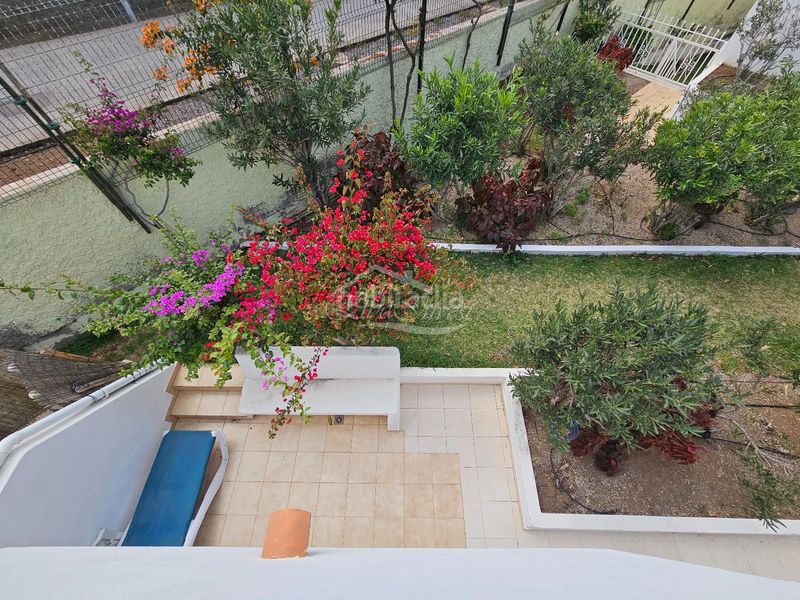 Foto 75890c94-d30e-40bd-8a95-262e1f516718. Casa adossada amb piscina a San Eugenio Bajo Adeje