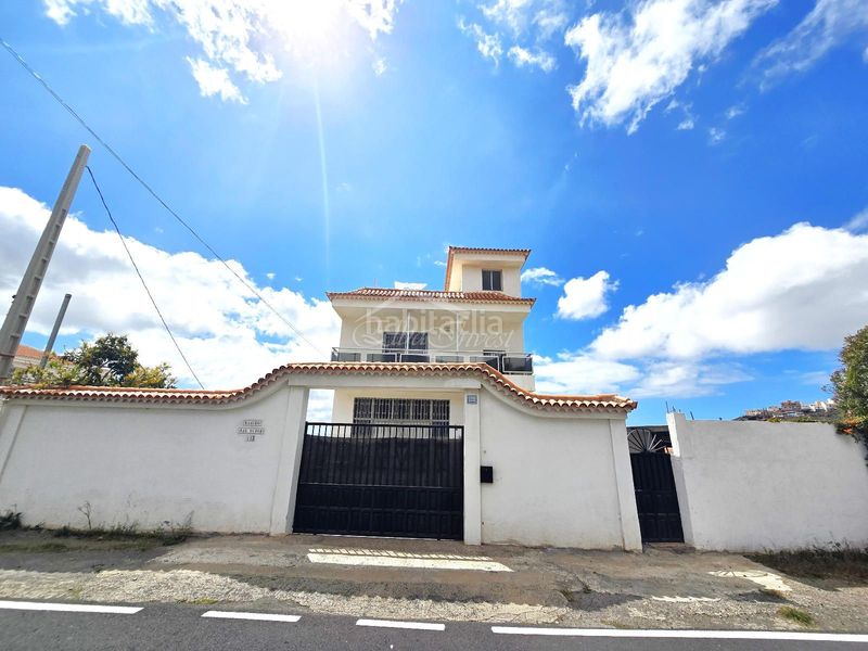 Foto 55dfbd43-6fb9-4df4-a910-1a457b1610ad. Casa amb aparcament a La Camella Arona