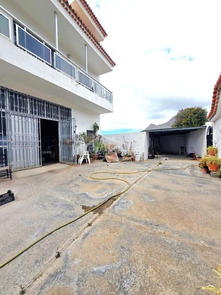 Foto b85f2771-e85d-45c5-8865-dc8aaa4dcaba. Casa amb aparcament a La Camella Arona