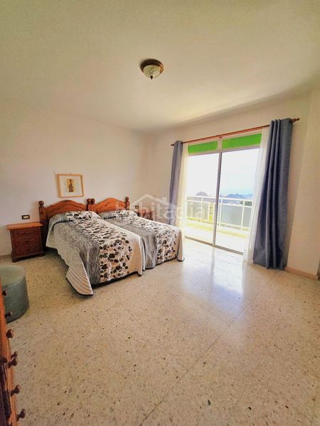 Foto d889e2f5-fc65-455d-8e94-530c47f8dbff. Casa amb aparcament a La Camella Arona
