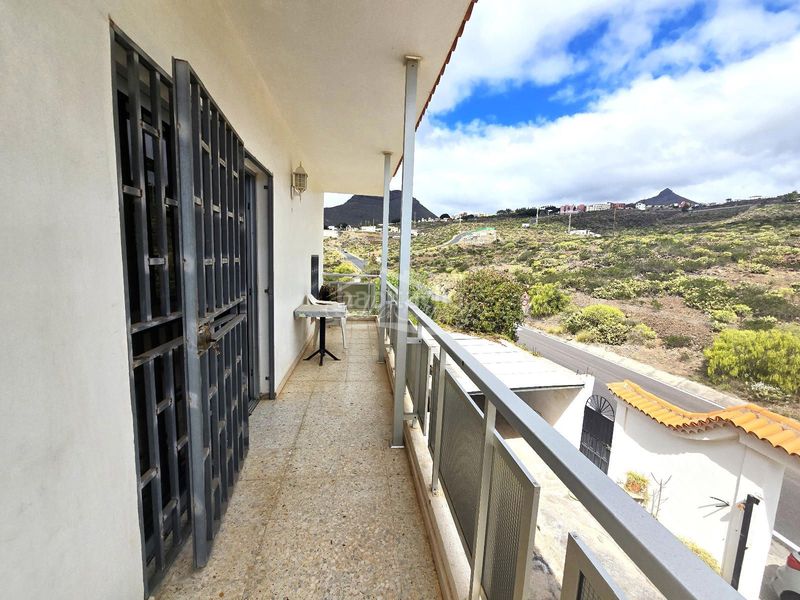 Foto fa70c736-1499-41a9-a2f4-4a6d644e3977. Casa amb aparcament a La Camella Arona