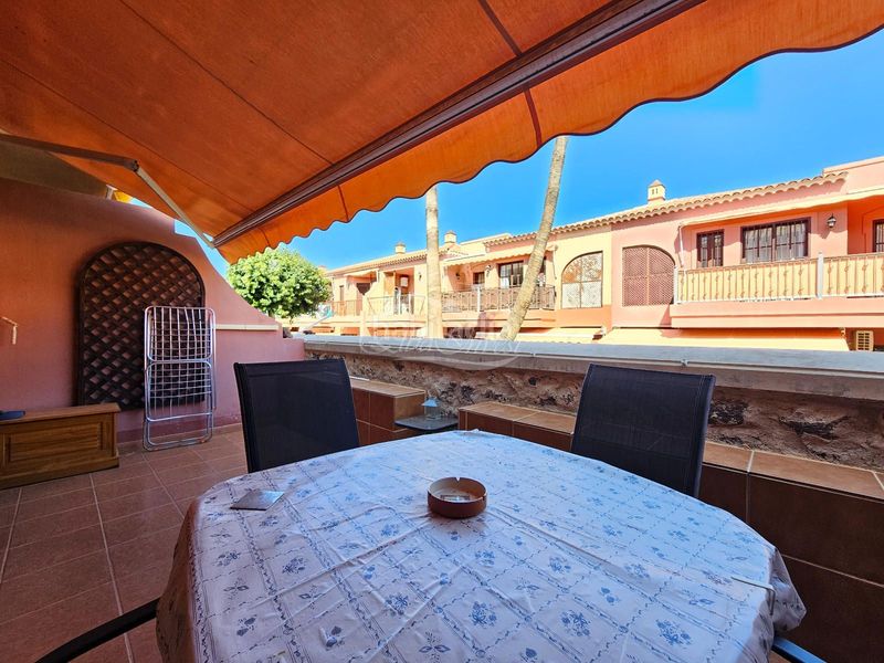 Foto 731cc14e-2e55-494c-9744-013d3abd6f63. Pis amb aparcament piscina a Costa del Silencio Arona