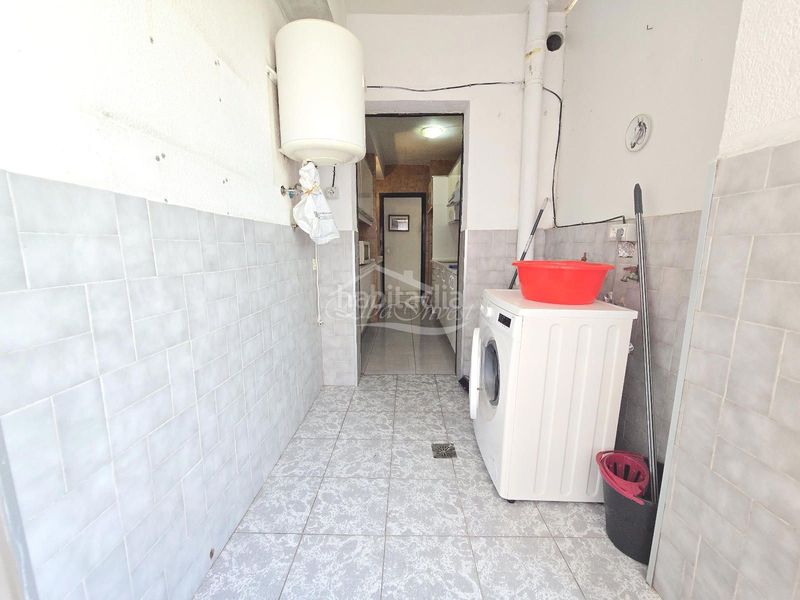 Foto c5d0715b-0e23-44e0-badb-71edc030f775. Pis a Los Cristianos Arona