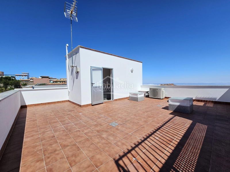 Foto 8e45952b-2724-4889-b838-7ceeaf841ae2. Casa adossada a Tanque (El)