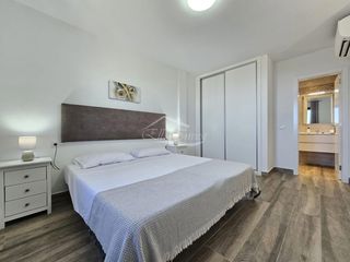 Reihenhaus in Tanque (El). Exclusiva vivienda con 2 apartamentos independientes y vistas al