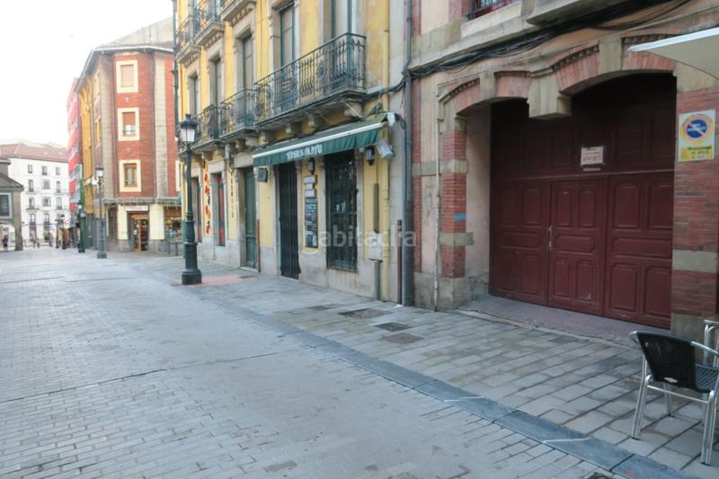 Foto 02cc6ec6-b18b-4889-bb73-5142620a229d. Parking coche en Centro Avilés