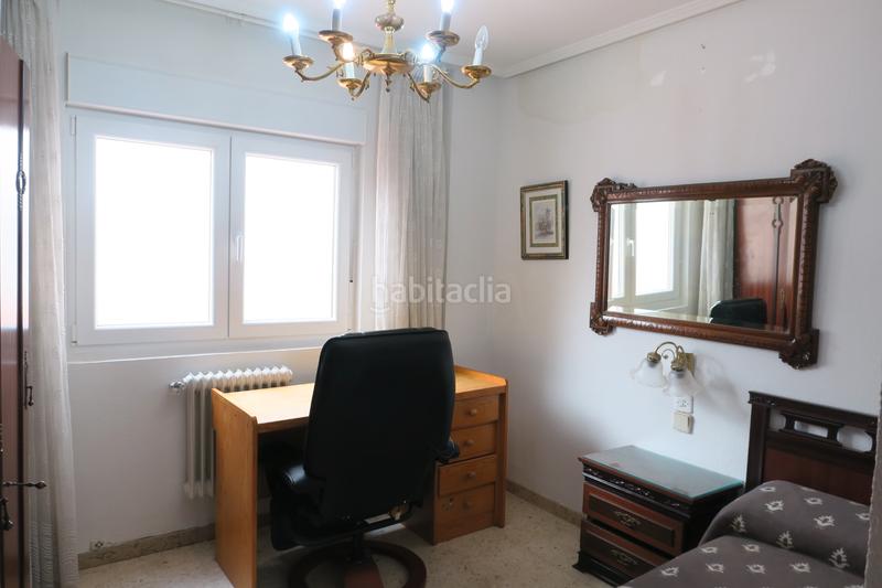 Foto 0a844b57-2f6f-4861-8efd-856bd569f5fc. Piso  con terraza y vistas parque meanas en Centro Avilés