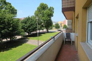 Pis  Calle josé lópez ocaña. Piso con terraza y vistas parque meanas