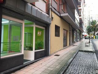 Location Local commercial à Avenida de alemania 1