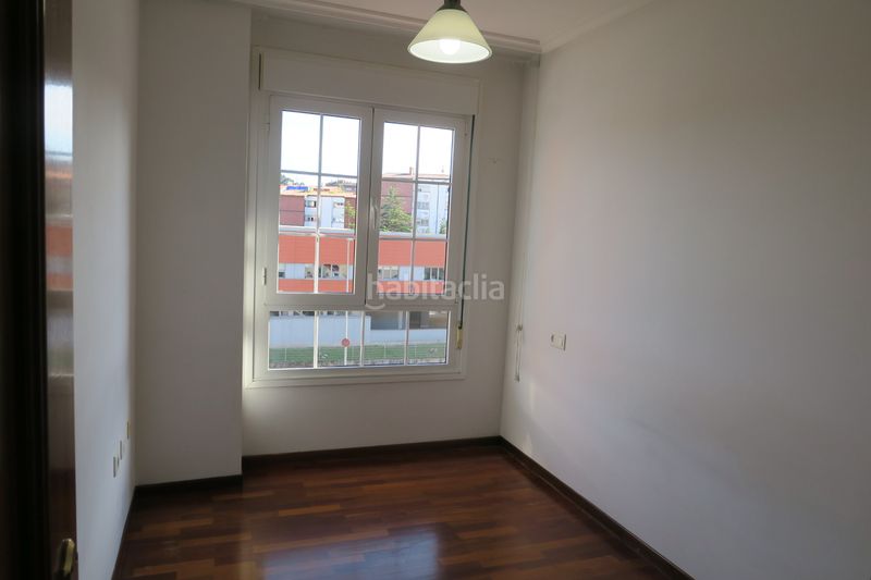 Foto 585bec46-d61f-4e9b-af47-067e843fb721. Flat with heating parking in El Carbayedo - El Quirinal Avilés