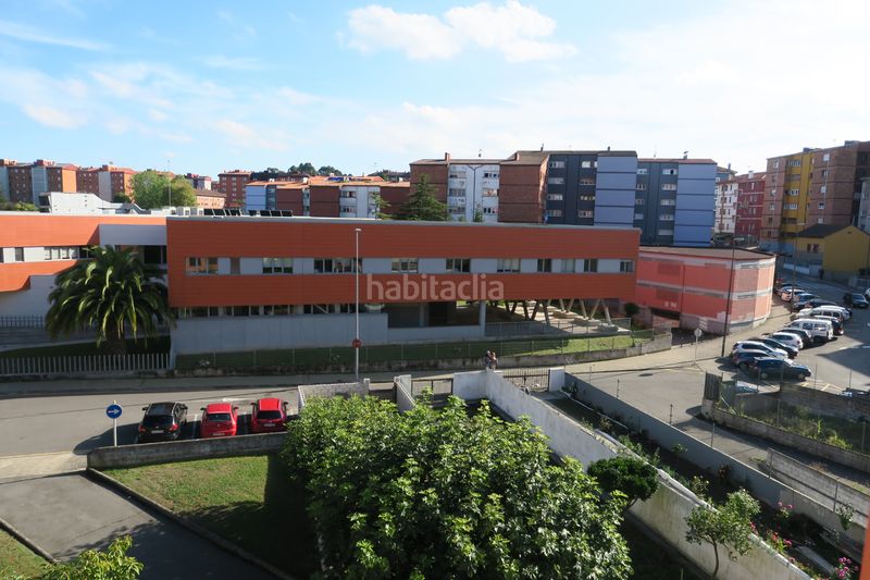 Foto e9625640-d077-4ba1-9bcb-c9eacc605a68. Flat with heating parking in El Carbayedo - El Quirinal Avilés