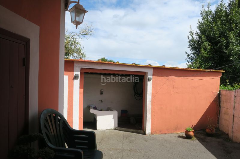 Foto 0a0c592e-3a4c-47f5-8f75-1485f4278a06. Casa amb calefacció aparcament a El Carbayedo - El Quirinal Avilés