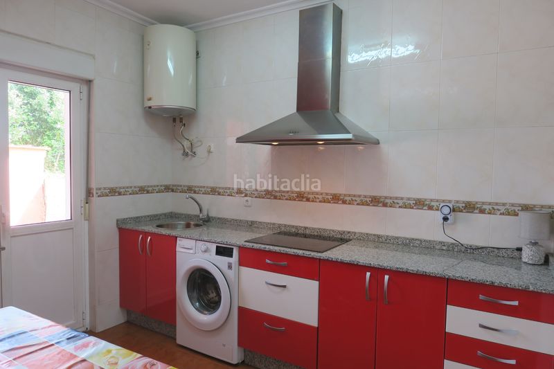 Foto 7571d6bf-aade-4762-86f1-2265bcaa56d1. Casa amb calefacció aparcament a El Carbayedo - El Quirinal Avilés